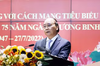 Chủ tịch nước Nguyễn Xuân Phúc phát biểu chỉ đạo tại hội nghị. (Ảnh: TTXVN)