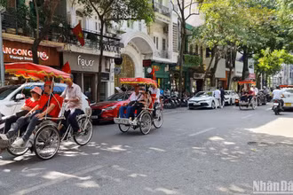 Hà Nội là điểm đến ẩm thực hàng đầu thế giới và đứng thứ 4 trong 25 điểm đến hàng đầu thế giới theo bình chọn của Tripadvisor. 