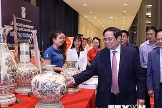 Thủ tướng Phạm Minh Chính dự Lễ Công bố sản phẩm đạt Thương hiệu quốc gia Việt Nam năm 2022 với chủ đề “Kiến tạo tương lai.”