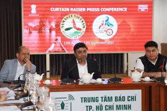 Ông Madan Mohan Sethi (giữa), Tổng Lãnh sự Ấn Độ tại Thành phố Hồ Chí Minh thông tin tại họp báo (Ảnh: VGP) 