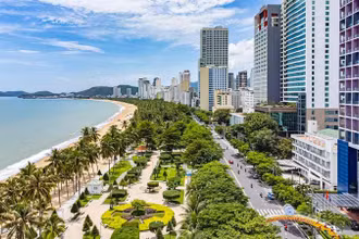 Nha Trang là điểm đến kết hợp hoàn hảo giữa vẻ đẹp tự nhiên và nhịp sống sôi động của thành phố. (Ảnh: HAPS)