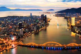 Đà Nẵng vươn mình thành điểm đến du lịch hàng đầu miền trung. 