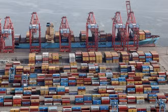 Quang cảnh Cảng hàng hóa Long Beach ở California. (Ảnh: REUTERS)