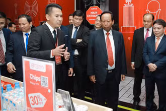 Tại Campuchia, Metfone của Viettel là công ty tiên phong trong kiến tạo xã hội số, hỗ trợ nhiều chương trình xây dựng chính phủ điện tử tại đây. (Ảnh: nhandan.vn)