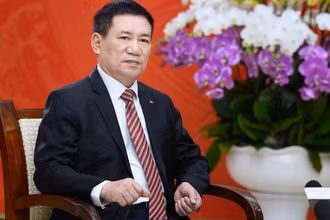 Bộ trưởng Tài chính Hồ Đức Phớc.