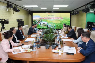 Quang cảnh tọa đàm.