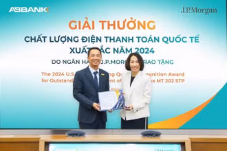 ABBANK nhận giải “Chất lượng điện Thanh toán quốc tế xuất sắc 2024” từ JP Morgan với thành tích tỷ lệ điện thanh toán quốc tế đạt chuẩn năm 2024 lên tới 98%.