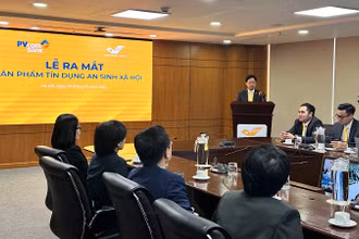 Lễ ra mắt sản phẩm tín dụng an sinh xã hội diễn ra tại trụ sở Vietnam Post và kết nối với các điểm cầu tại nhiều tỉnh, thành phố.