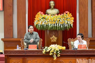 Thủ tướng Phạm Minh Chính chủ trì buổi làm việc với Ban Thường vụ Tỉnh ủy Tiền Giang. 