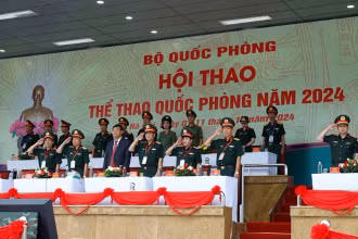 Các đại biểu dự Lễ khai mạc Hội thao Thể thao quốc phòng năm 2024. 
