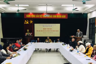 Hội thảo ghi nhận nhiều ý kiến tâm huyết của các văn nghệ sĩ. (Ảnh: nguoihanoi.com.vn)