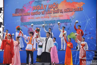 [Ảnh] Trải nghiệm độc đáo tại Festival thanh niên quốc tế lần thứ II