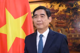 Đại sứ Việt Nam tại Thái Lan Phạm Việt Hùng.