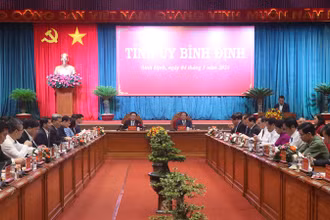 Quang cảnh buổi làm việc.