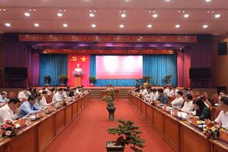 Toàn cảnh hội nghị.
