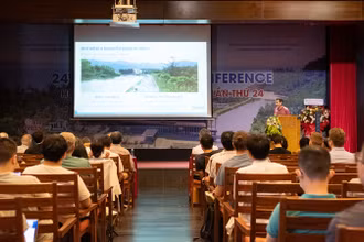 Toàn cảnh hội nghị.