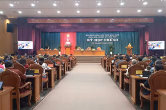 Quang cảnh kỳ họp.