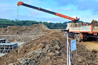 Tổng công ty Truyền tải điện quốc gia và tỉnh Thanh Hóa đã khẩn trương phối hợp triển khai thực hiện công tác giải phóng mặt bằng các dự án đường dây 500kV 3.