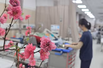 [Video] Các bệnh viện tuyến cuối nỗ lực tiếp nhận bệnh nhân cấp cứu gia tăng trong dịp Tết