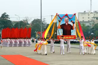 Hội khỏe Phù Đổng tỉnh Tuyên Quang tranh tài ở 7 môn thi đấu: Bóng đá, Cờ vua, Điền kinh, Đẩy gậy, Cầu lông, Vovinam, Võ cổ truyền.
