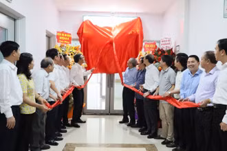 Cắt băng khai trương Đơn nguyên Nội Tim mạch-Lão học