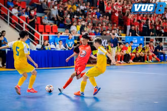 Các đội bóng futsal sinh viên tranh tài tại Giải Thể thao sinh viên Việt Nam (VUG) do Trung tâm Hỗ trợ và Phát triển sinh viên Việt Nam tổ chức. Ảnh: vug.vn