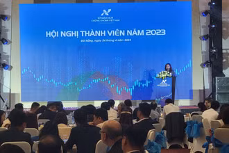 Đề nghị các công ty chứng khoán tăng chất lượng hoạt động và cung cấp dịch vụ