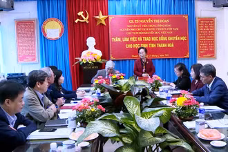 Chủ tịch Hội Khuyến học Việt Nam phát biểu tại buổi làm việc với Hội Khuyến học tỉnh Thanh Hóa.
