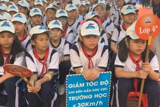 iRAP cùng với các đối tác như Quỹ AIP (Quỹ Phòng chống thương vong châu Á), Anditi và Đại học Zagreb (FPZ, FER),… sẽ cung cấp đánh giá Xếp hạng Sao trên toàn quốc về cơ sở hạ tầng đường bộ chung quanh trường học ở Việt Nam và hỗ trợ nâng cấp tại các trường có nguy cơ cao nhất.