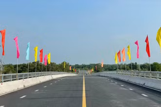 Việc hoàn thành, đưa vào khai thác 2 dự án đầu tư xây dựng giao thông quan trọng ở miền tây có ý nghĩa quan trọng nhằm đáp ứng nhu cầu vận tải ngày càng tăng cao, giảm tai nạn và phục vụ phát triển kinh tế-xã hội.