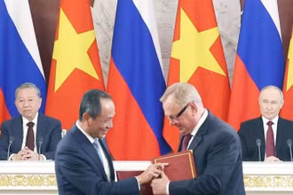 Hãng hàng không Vietnam Airlines và Ngân hàng Ngoại thương Nga (VTB) chính thức ký Biên bản ghi nhớ về tăng cường hợp tác.