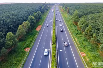 Bộ Xây dựng phấn đấu hoàn thành gần 1.200km đường cao tốc trong năm nay. 