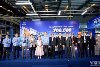 Lễ xuất xưởng chiếc xe thứ 700.000 của Toyota Việt Nam.