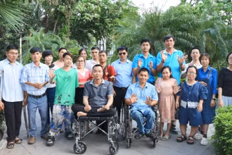 Những thanh niên tiêu biểu được tuyên dương trong chương trình "Tỏa sáng nghị lực Việt" do Trung ương Hội Liên hiệp Thanh niên Việt Nam tổ chức.