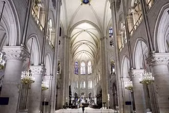 [Ảnh] Nhà thờ Đức Bà Paris tỏa sáng trở lại 