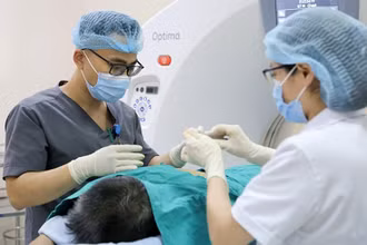 Khám, chữa bệnh tại Bệnh viện đa khoa Đức Giang, Hà Nội. (Ảnh: BVCC)
