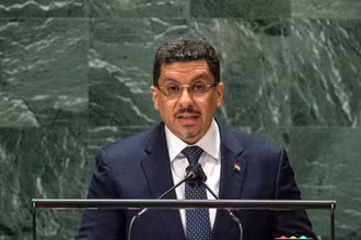 Ông Ahmed Awad Ahmed Binmubarak phát biểu tại cuộc tranh luận chung tại phiên họp thứ 76 của Đại hội đồng Liên hợp quốc. Ảnh: UN.