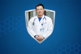 Tiến sĩ, bác sĩ Vũ Đức Bình: “Bác sĩ trước hết phải là người thân của người bệnh”