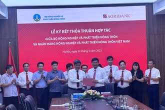 Quang cảnh Lễ ký kết giữa Bộ Nông nghiệp và Phát triển nông thôn với Ngân hàng Nông nghiệp và Phát triển nông thôn Việt Nam.
