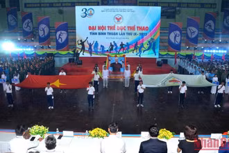 Quang cảnh Lễ khai mạc.