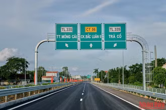 Tuyến cao tốc Vân Đồn-Móng Cái được đưa vào hoạt động từ ngày 1/9/2022.