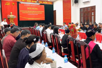 Hội nghị gặp mặt nghệ nhân các tỉnh, thành phía bắc.