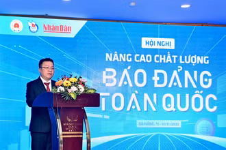 Đổi mới, sáng tạo là yêu cầu cấp thiết nâng cao chất lượng báo Đảng để xứng đáng là báo của Đảng, báo của Nhân dân