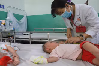 [Video] TP Hồ Chí Minh: 22 phường, xã đầu tiên công bố hết dịch sởi