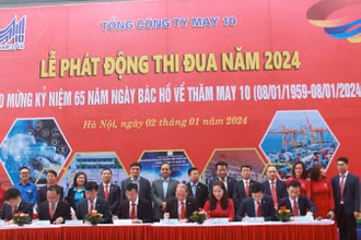 Lễ ký kết giao ước thi đua.