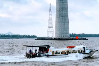 Từ 12 giờ trưa 22/7, hoạt động vận tải khách bằng tàu đi Cát Bà và ngược lại sẽ tạm đình chỉ.