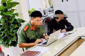 Trần Văn Đ. tại cơ quan Công an.