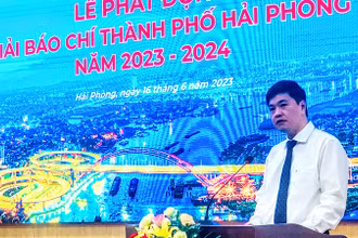 Phó Chủ tịch Ủy ban nhân dân thành phố Hải Phòng Hoàng Minh Cường, Chủ tịch Hội đồng Giải Báo chí Hải Phòng phát động Giải Báo chí thành phố Hải Phòng năm 2023-2024.