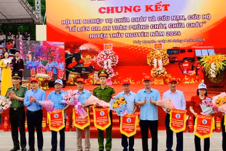 Đông đảo các "Tổ liên gia an toàn phòng cháy, chữa cháy" tham gia hội thi nghiệp vụ chữa cháy và cứu nạn, cứu hộ huyện Thủy Nguyên năm 2024.