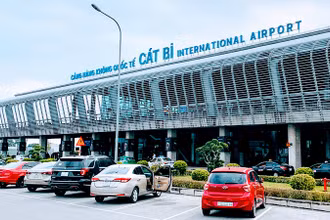 Cảng hàng không quốc tế Cát Bi (Hải Phòng).
